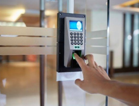 Control de accesos biom&eacute;trico